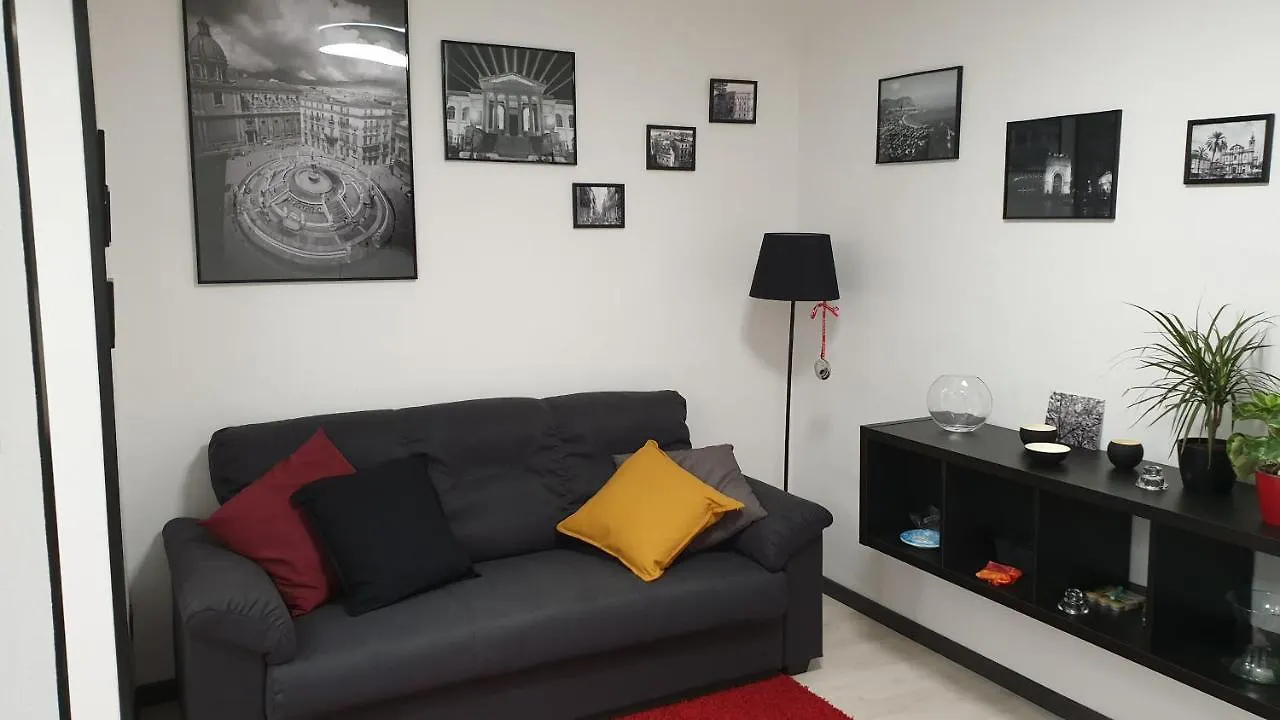 Apartamento Virginia House 2 Palermo 0*,  Italia
